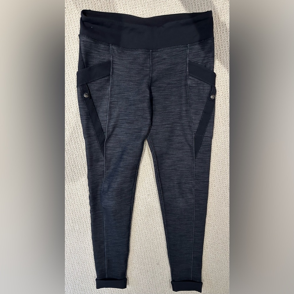 Lululemon dark grey heathered leggings with pockets